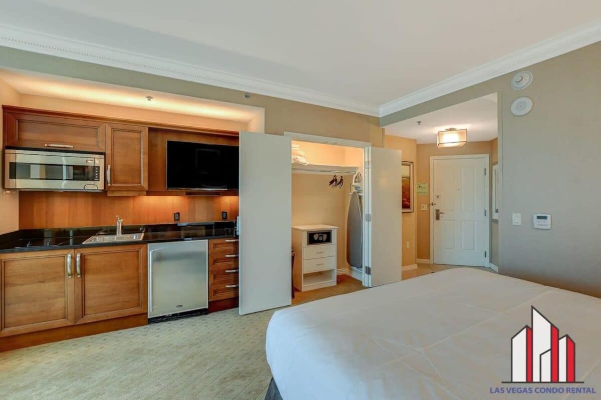 Mgm Signature-24-709 Strip View Jacuzzi Studio Лас Вегас Екстериор снимка